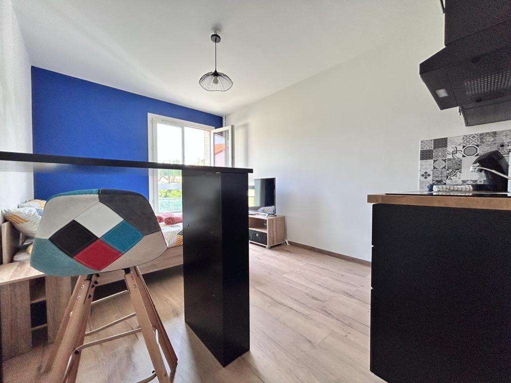 Studio Confortable Et Lumineux Proche Des Hopitaux - Hotel De Ville Beaumont Beaumont  외부 사진